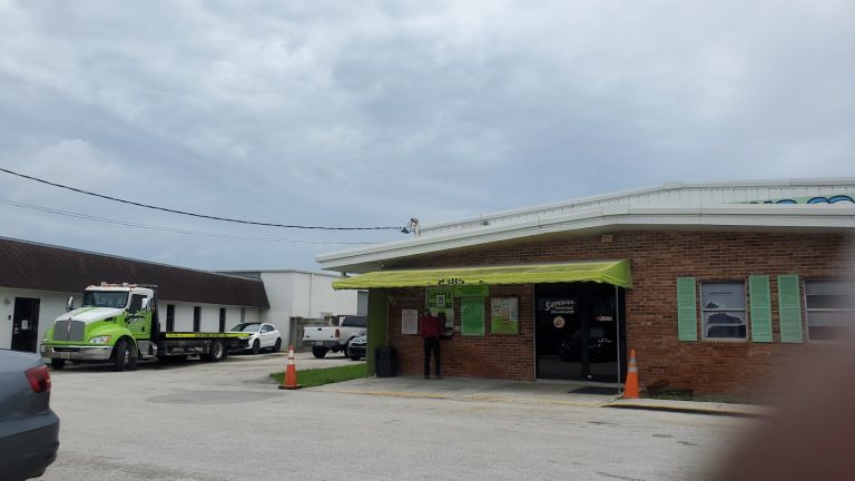 A Superior Towing Company photo 3