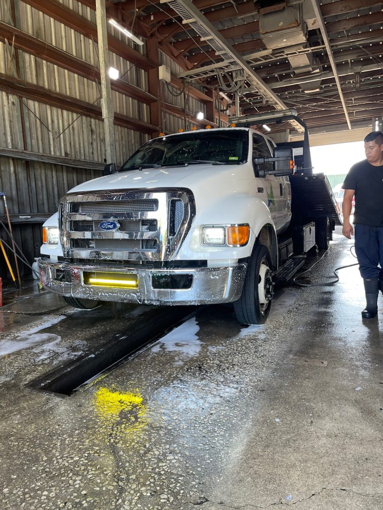 A&A Quick Lube Towing photo 6