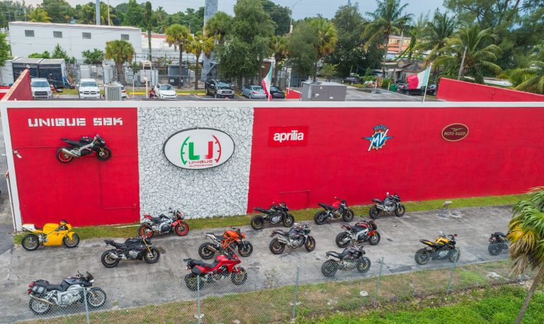 Aprilia Miami photo 4