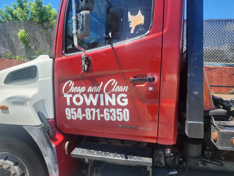 Cheap and Clean Towing photo 9