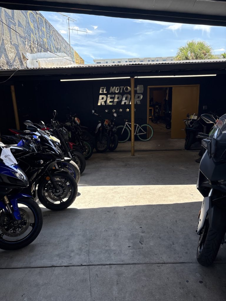 El moto repair