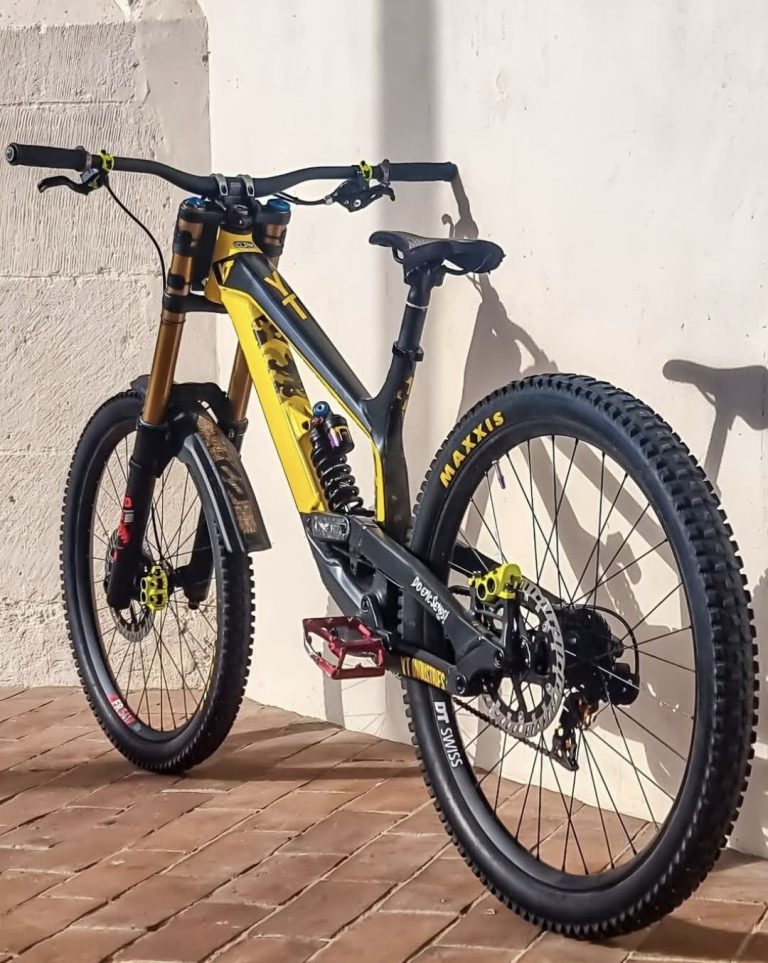 Evol Customs Bicycle, E-bike and E-scooter repair photo 3