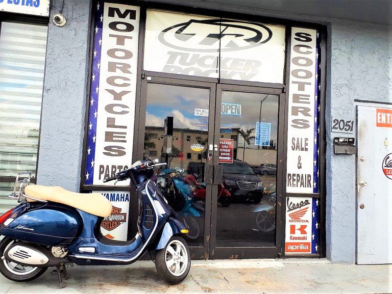 Fache Motorcycles & Scooters sales-repairs shop photo 8