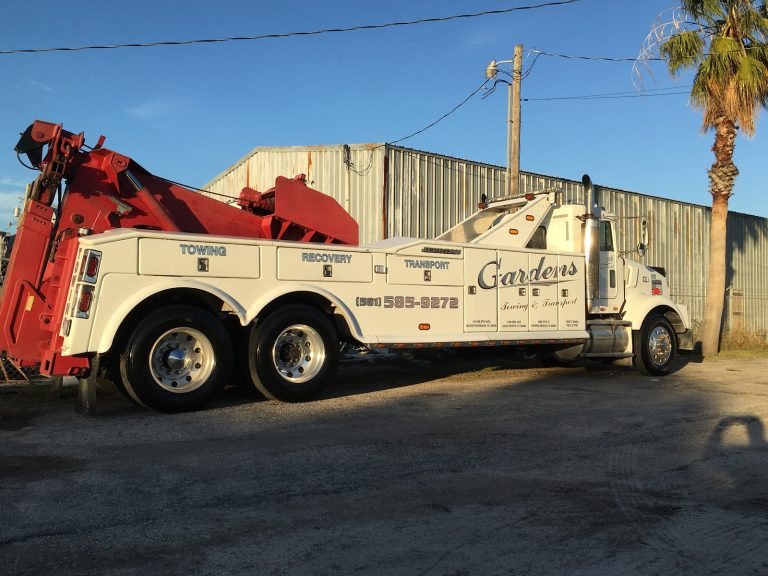 Gardens Towing & Transport photo 2
