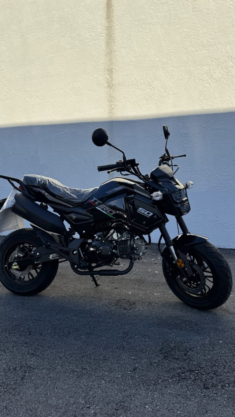 Lexie Scooters photo 1