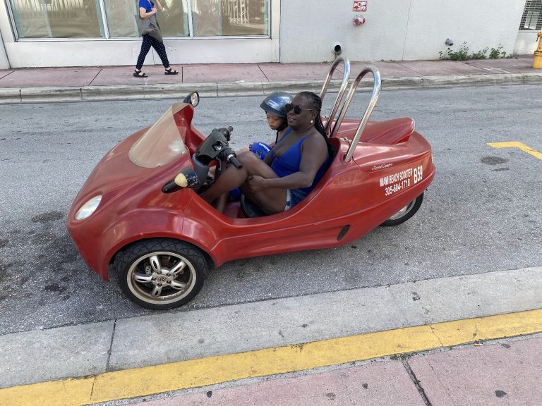 Miami Beach Scooter Rental photo 3