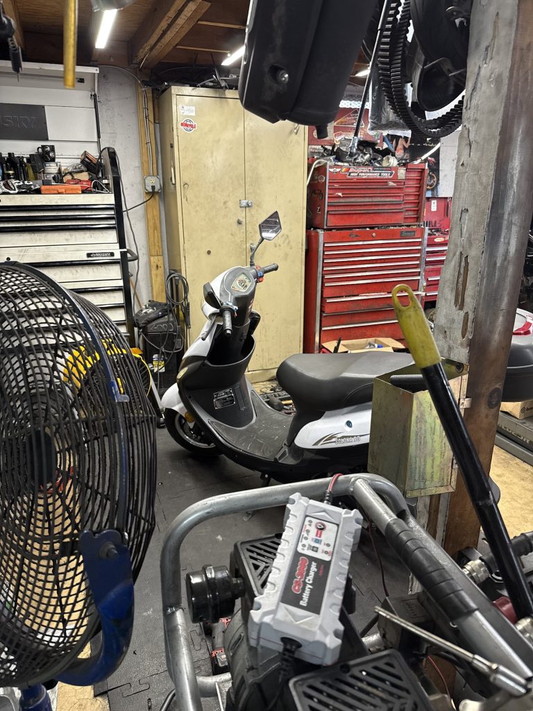 Motorcycle and Scooter Repair (Moto, Motora)