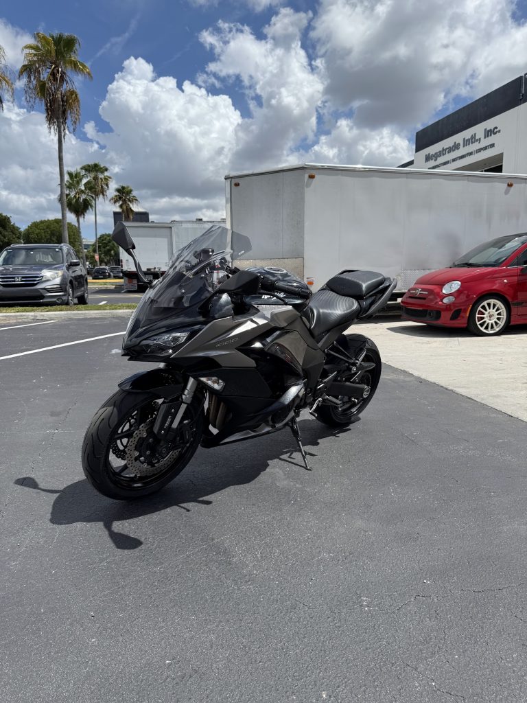 Motortech USA Corp – DBA: EagleRider Miami Metric for Rentals and Services. photo 2
