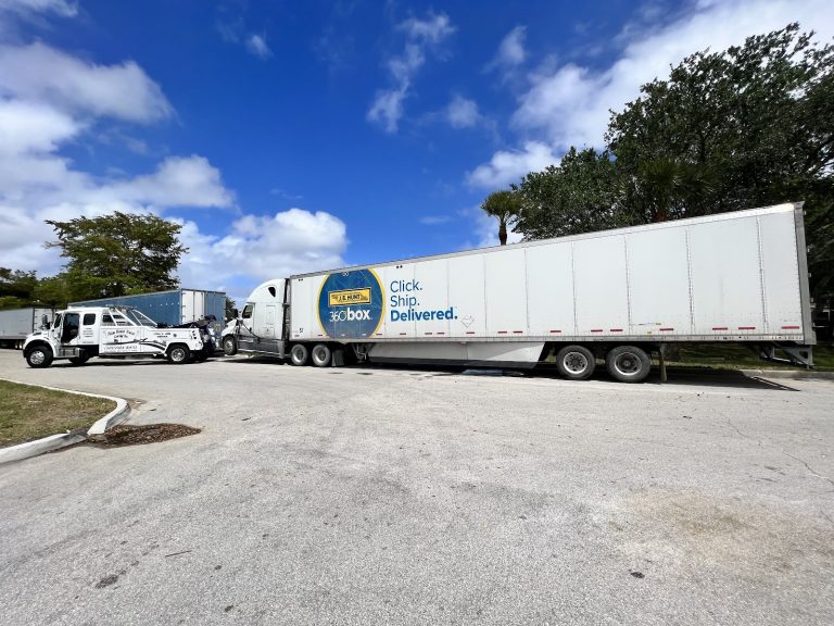 Palm Beach Finest Towing II photo 10