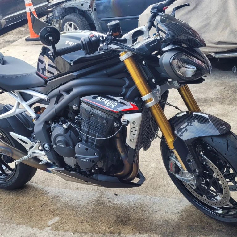 Taller de Motos 40 Moto Garage photo 8